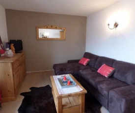 Appartement Le Grand-Bornand, 2 pièces, 6 personnes - FR-1-458-142