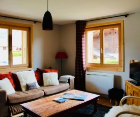 Flat in a chalet with Mont Blanc view