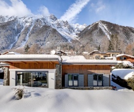 CHALETS SAFARI - Central Chamonix - Sleeps 6 or Sleeps 10