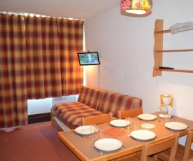 Studio Les Menuires, 1 pièce, 4 personnes - FR-1-452-49