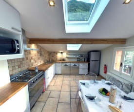 Summit Apartment