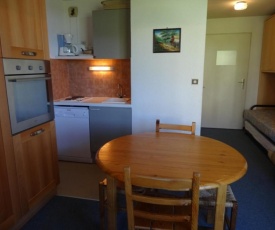 Appartement Les Menuires, 2 pièces, 4 personnes - FR-1-178-23