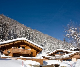 Yeti Lodge Rooms