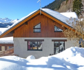 Charming Chalet in Champagny en Vanoise near Ski Area